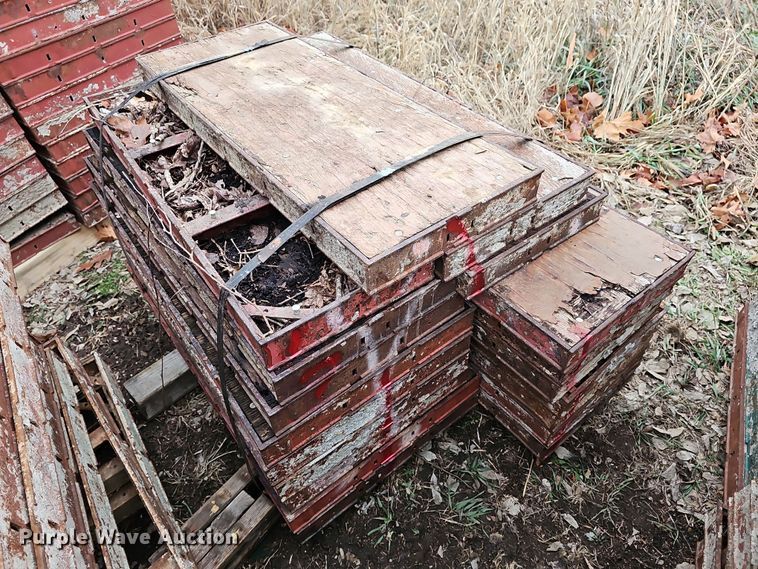 image for item OL9484 Symons steel plywood concrete forms