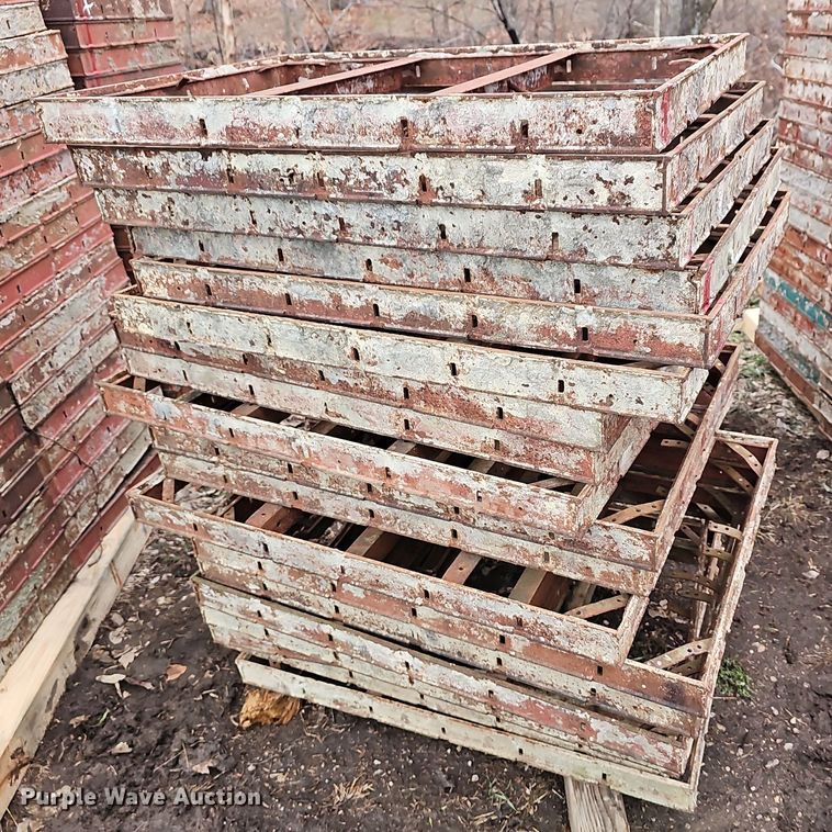 image for item OL9484 Symons steel plywood concrete forms