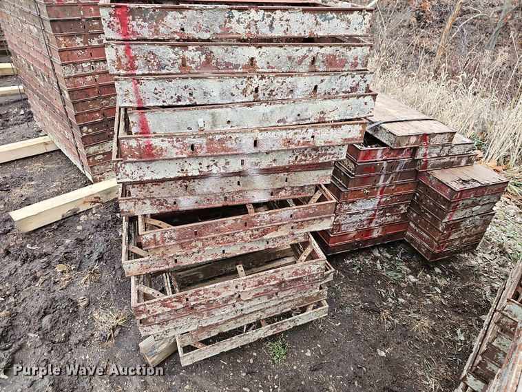 image for item OL9484 Symons steel plywood concrete forms
