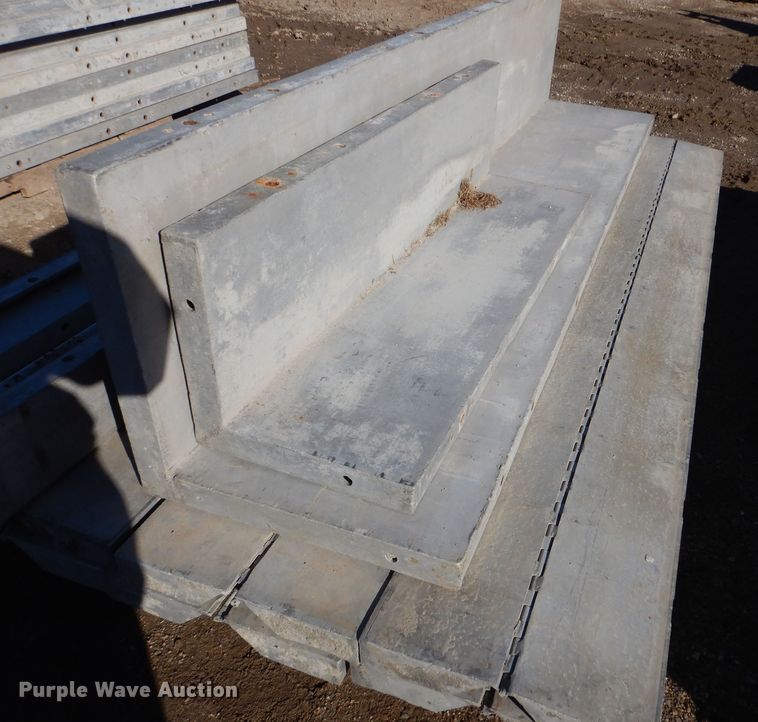 image for item OL9486 Approximately 105 aluminum concrete forms