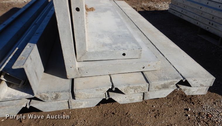image for item OL9486 Approximately 105 aluminum concrete forms