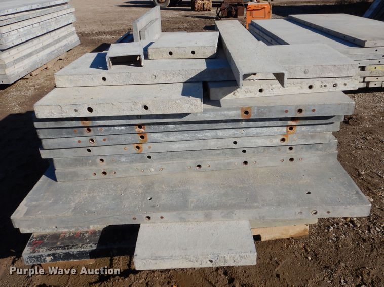 image for item OL9486 Approximately 105 aluminum concrete forms