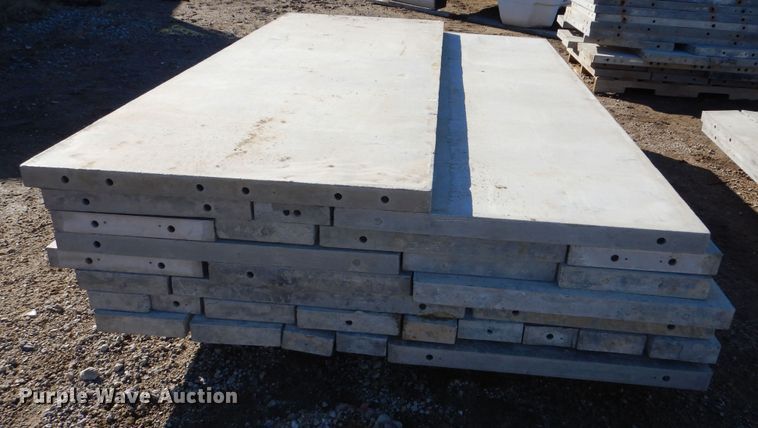 image for item OL9486 Approximately 105 aluminum concrete forms