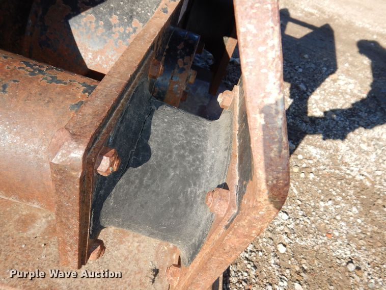 image for item OL9489 Plate compactor