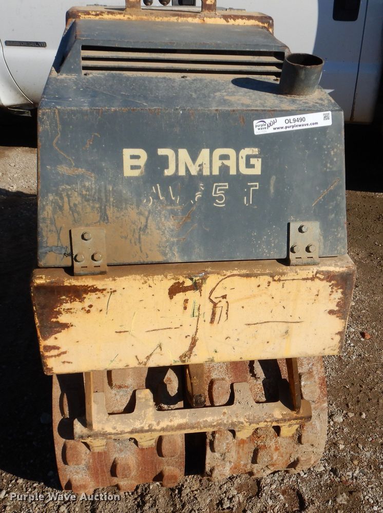 image for item OL9490 Bomag BW65T  trench compactor