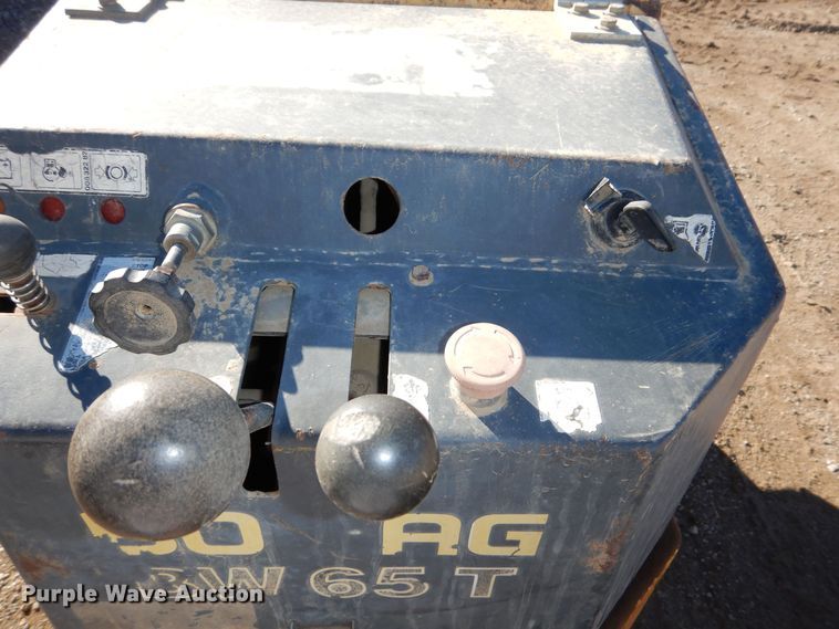 image for item OL9490 Bomag BW65T  trench compactor