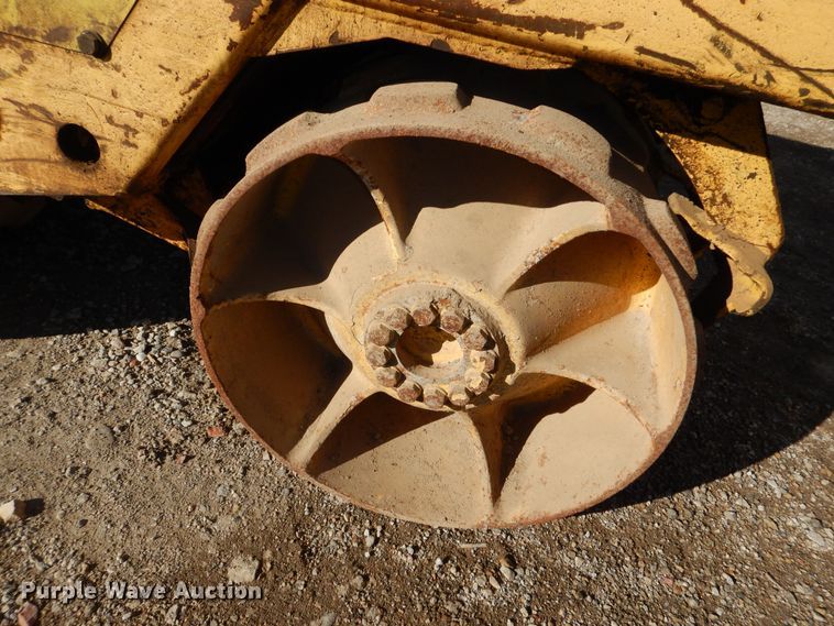 image for item OL9490 Bomag BW65T  trench compactor