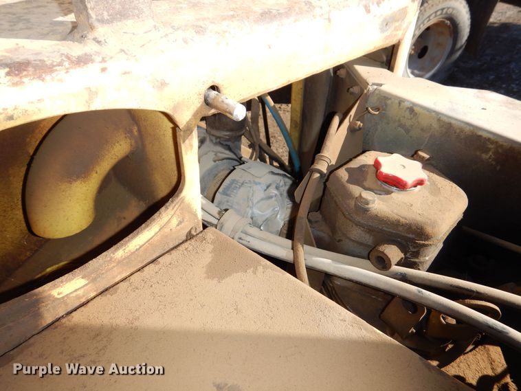 image for item OL9490 Bomag BW65T  trench compactor