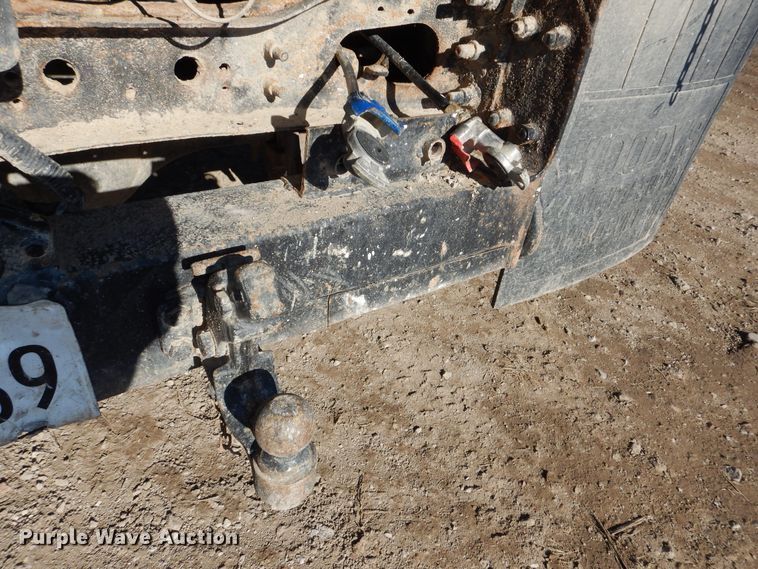 image for item OL9492 2005 International 7400  dump truck