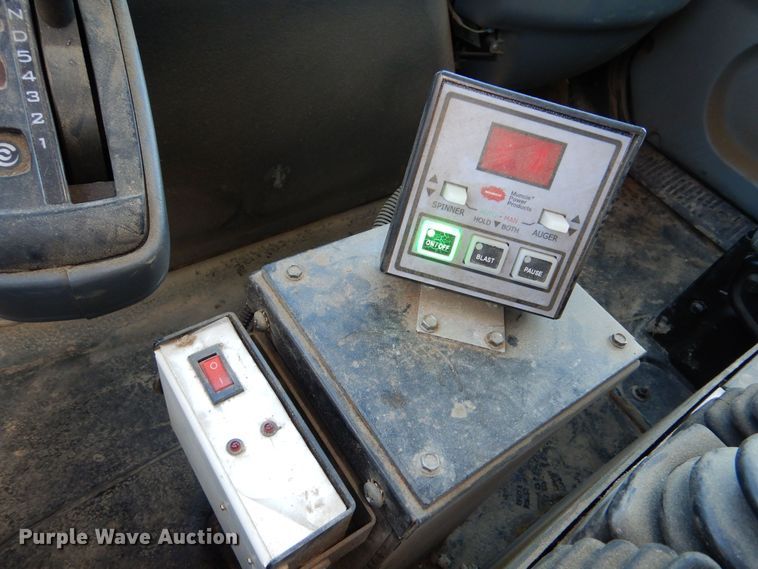 image for item OL9492 2005 International 7400  dump truck