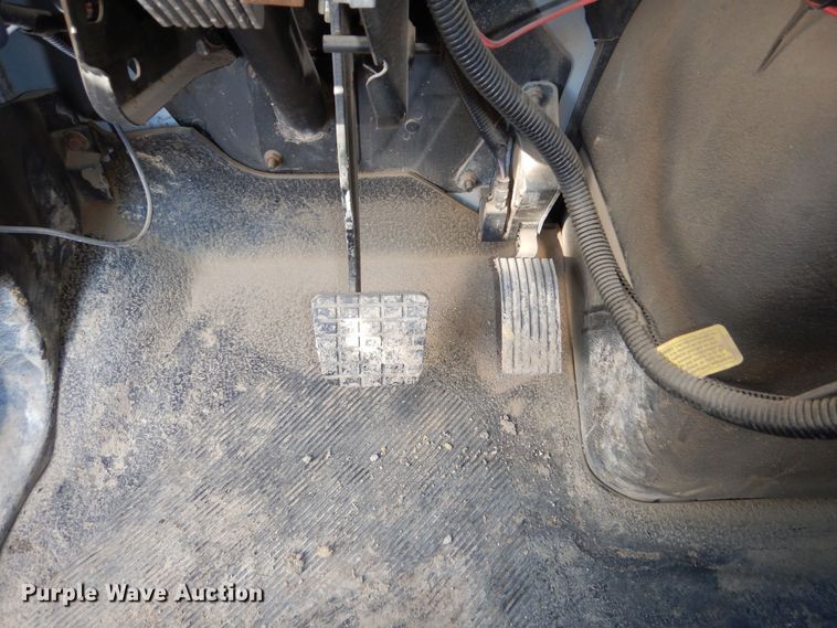 image for item OL9492 2005 International 7400  dump truck