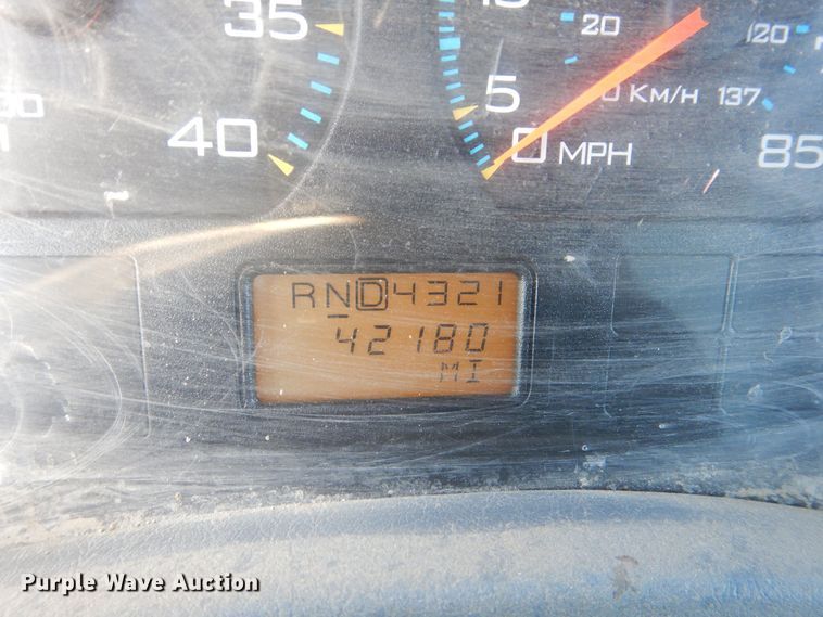 image for item OL9492 2005 International 7400  dump truck