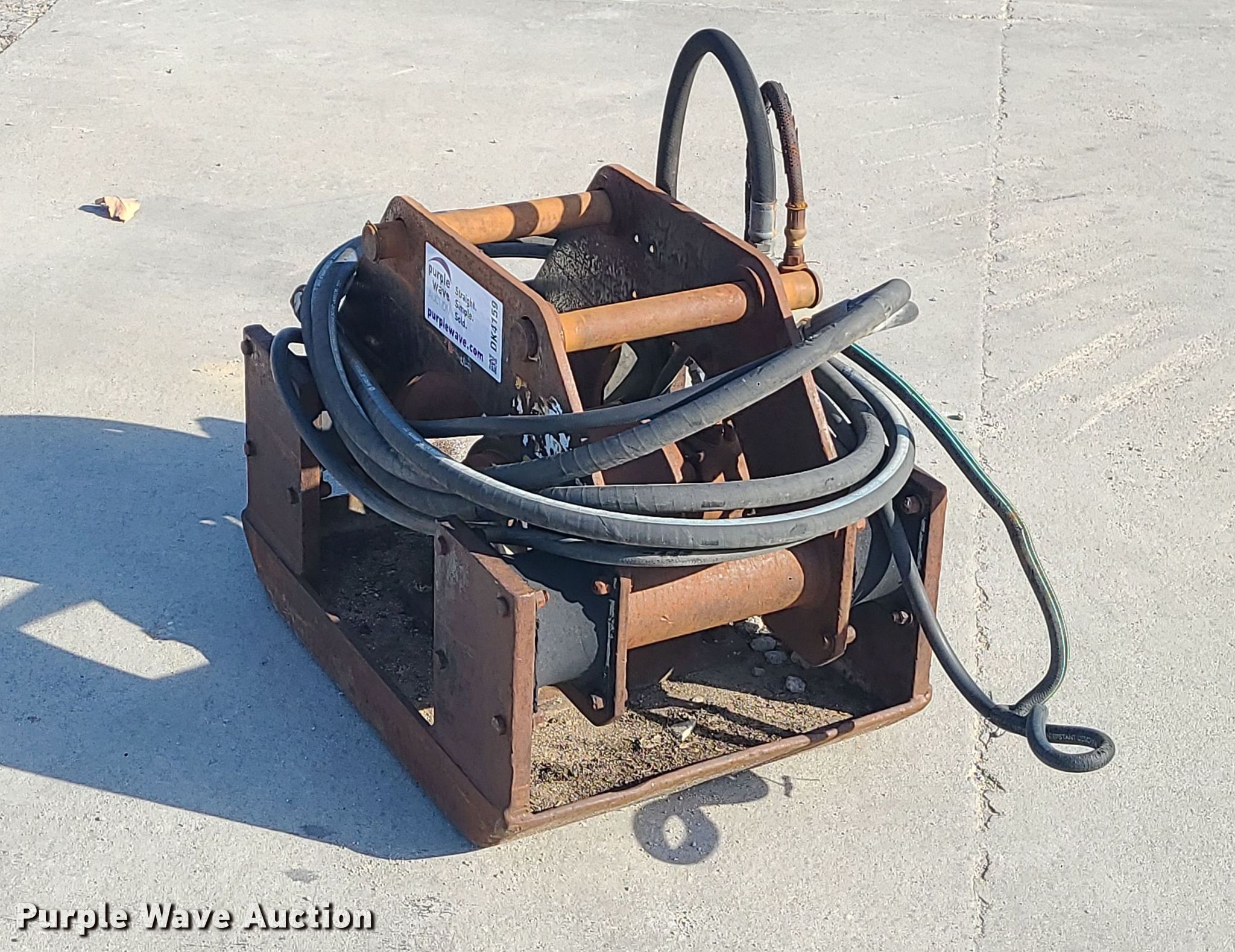 Excavator hydraulic tamper in Liberty, MO Item DK4159 for sale Purple Wave