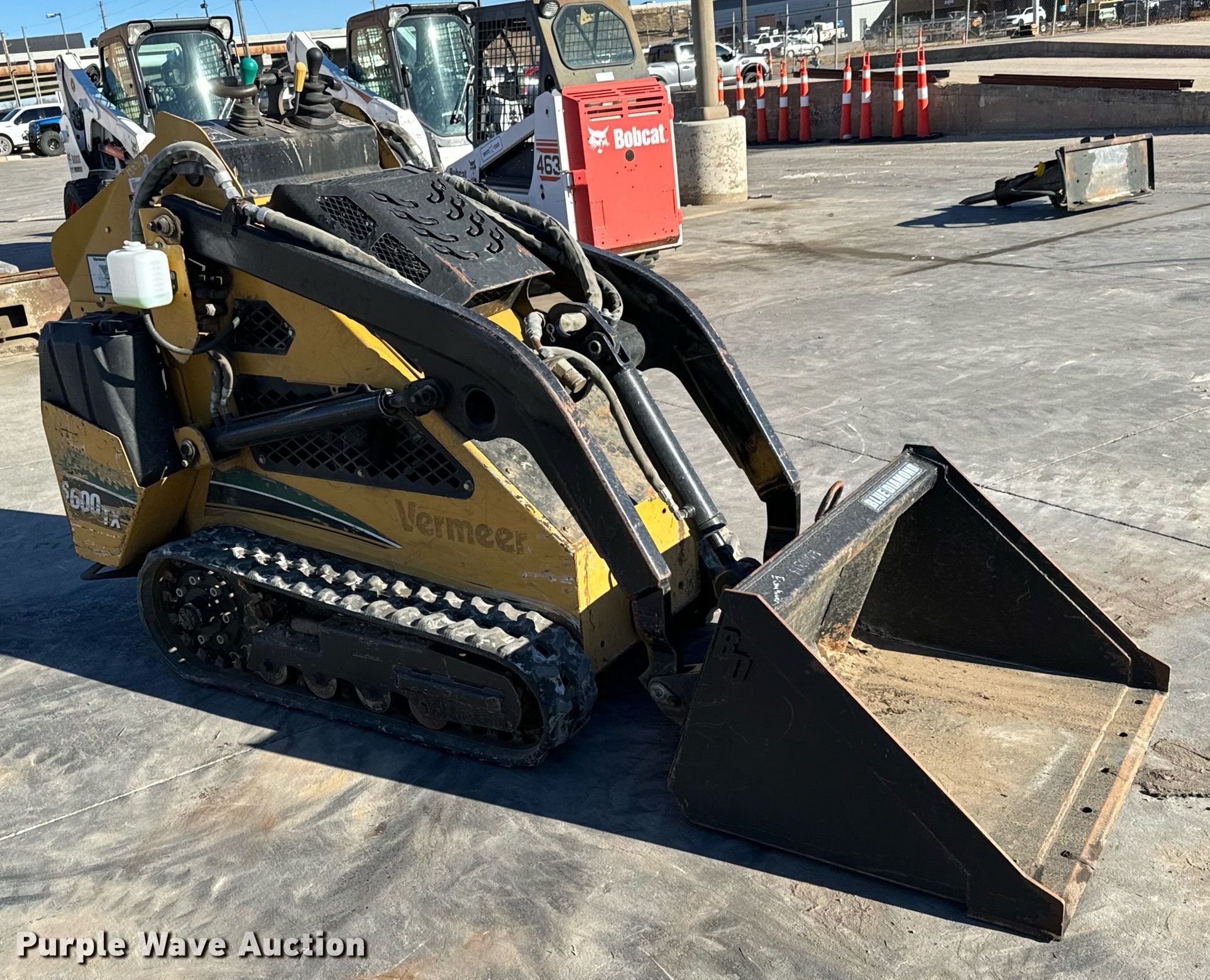 2006 Vermeer S600TX compact utility loader in Wichita, KS | Item