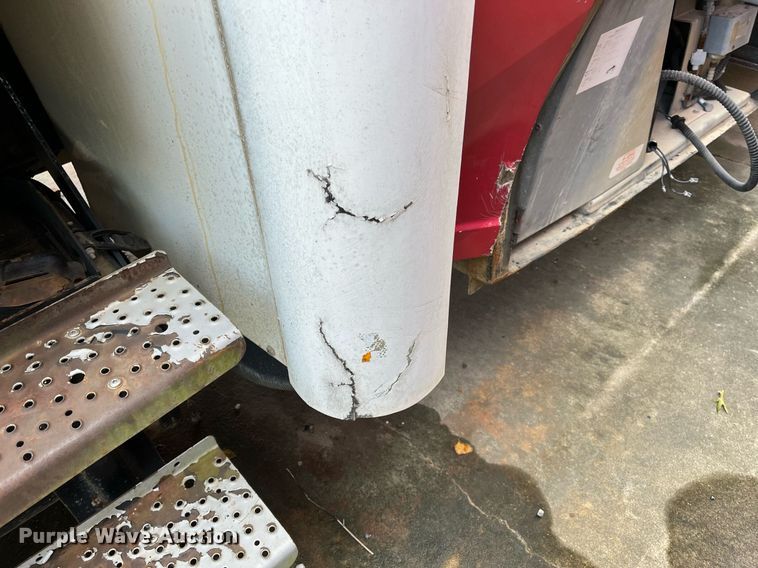 image for item DH8591 2007 Freightliner Business Class M2  refrigerated truck