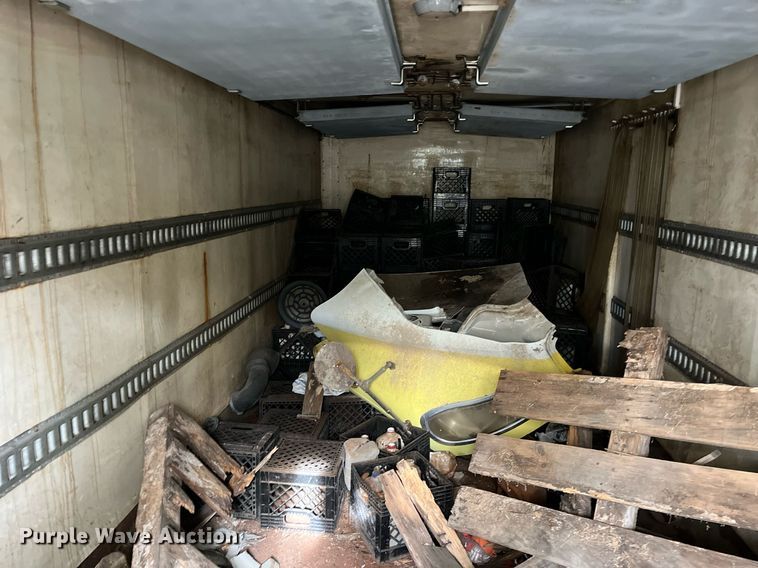 image for item DH8591 2007 Freightliner Business Class M2  refrigerated truck