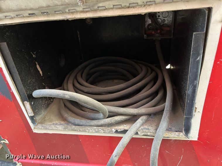 image for item DH8591 2007 Freightliner Business Class M2  refrigerated truck