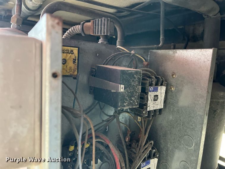 image for item DH8591 2007 Freightliner Business Class M2  refrigerated truck