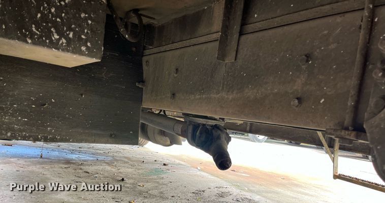 image for item DH8591 2007 Freightliner Business Class M2  refrigerated truck