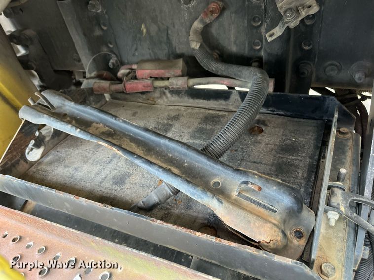 image for item DH8591 2007 Freightliner Business Class M2  refrigerated truck