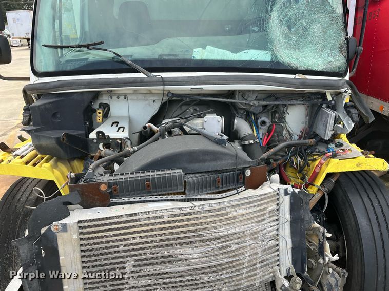 image for item DH8591 2007 Freightliner Business Class M2  refrigerated truck