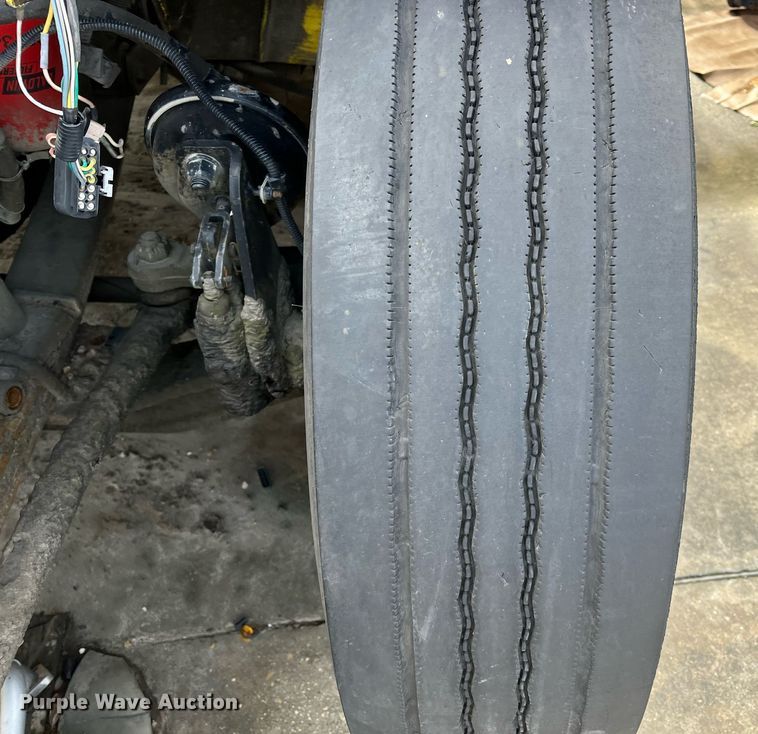 image for item DH8591 2007 Freightliner Business Class M2  refrigerated truck