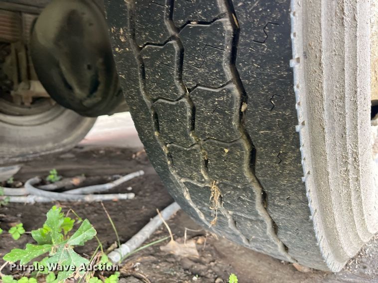 image for item DH8591 2007 Freightliner Business Class M2  refrigerated truck