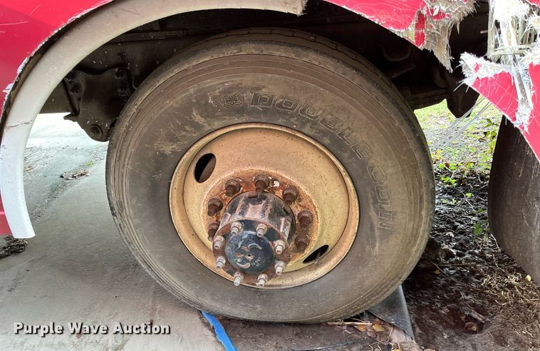 image for item DH8591 2007 Freightliner Business Class M2  refrigerated truck