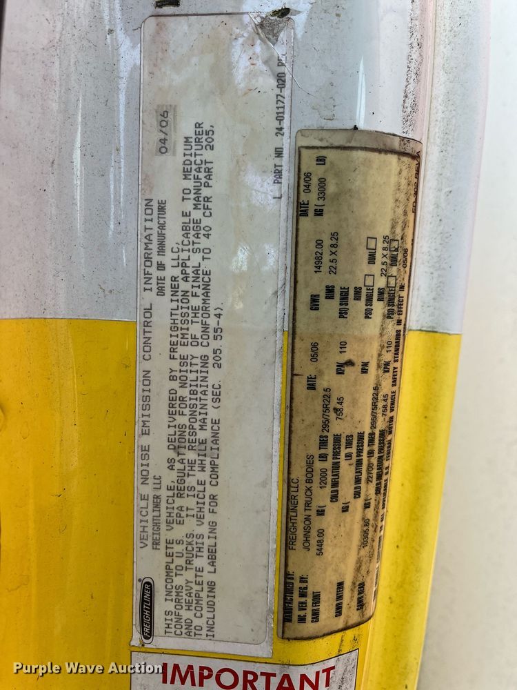 image for item DH8591 2007 Freightliner Business Class M2  refrigerated truck