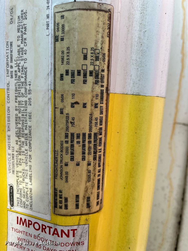 image for item DH8591 2007 Freightliner Business Class M2  refrigerated truck