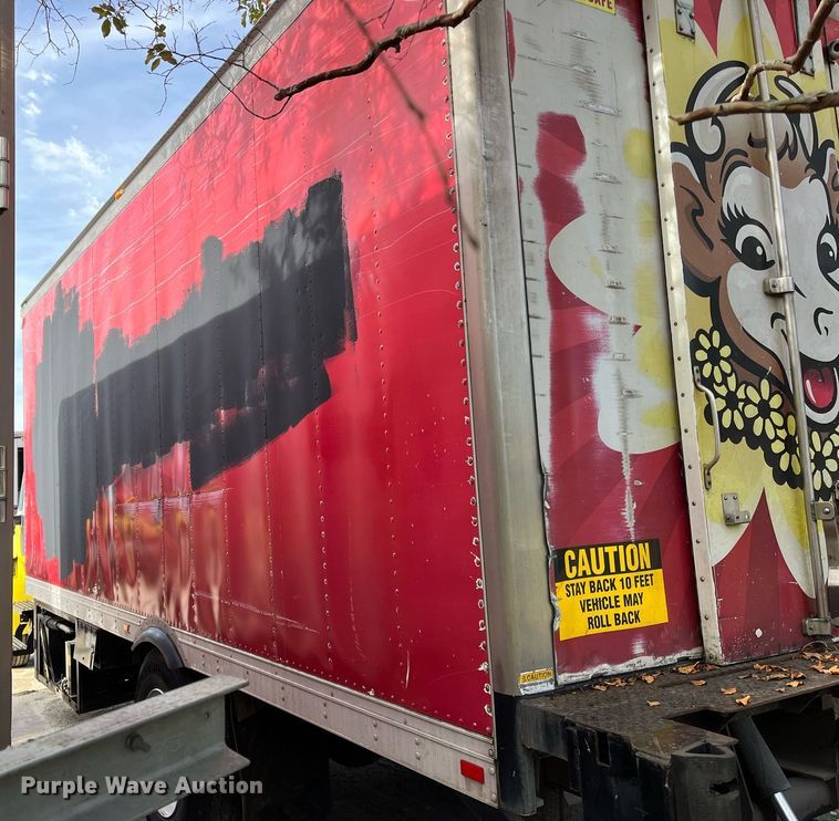 image for item DH8592 2011 International DuraStar 4300  refrigerated truck