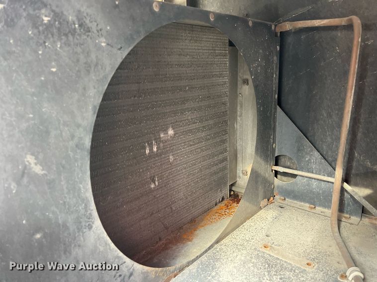 image for item DH8592 2011 International DuraStar 4300  refrigerated truck