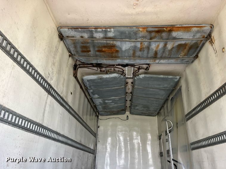 image for item DH8592 2011 International DuraStar 4300  refrigerated truck