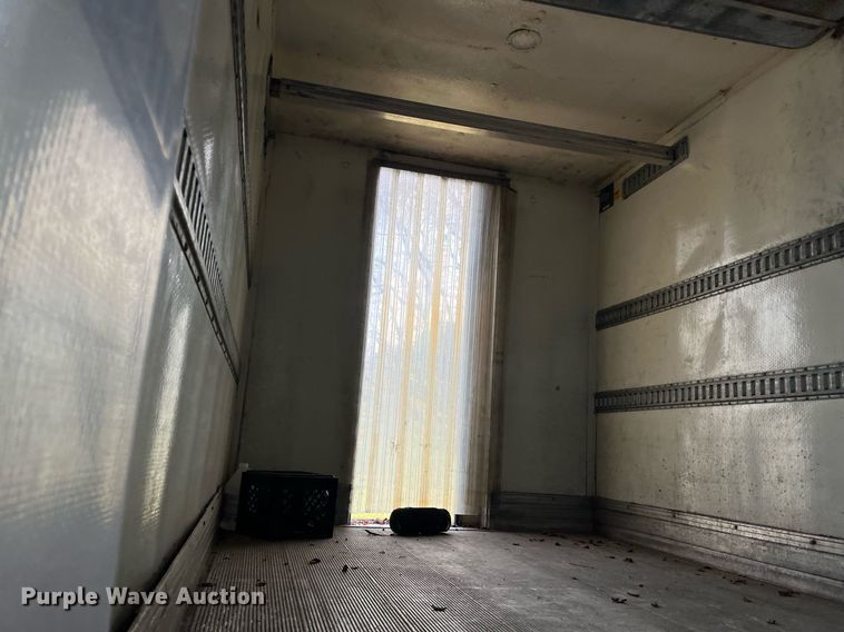 image for item DH8592 2011 International DuraStar 4300  refrigerated truck