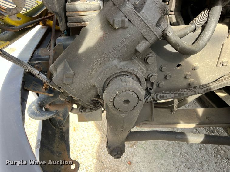 image for item DH8592 2011 International DuraStar 4300  refrigerated truck