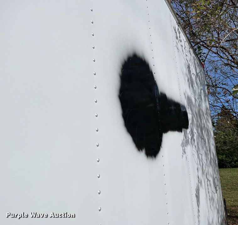 image for item DH8593 2013 Isuzu NRR  box truck