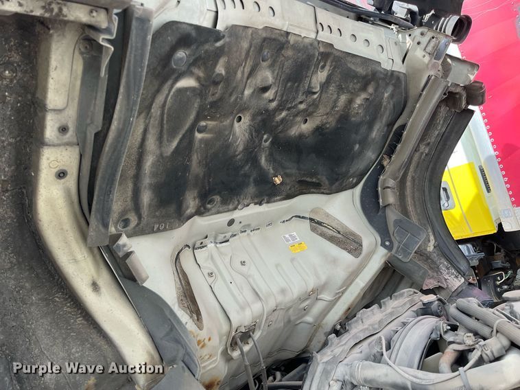 image for item DH8593 2013 Isuzu NRR  box truck