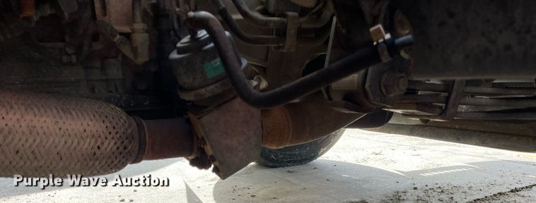 image for item DH8593 2013 Isuzu NRR  box truck