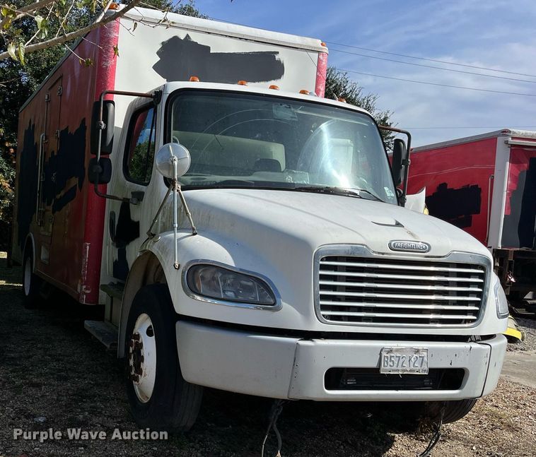 image for item DH8594 2007 Freightliner Business Class M2  refrigerated truck