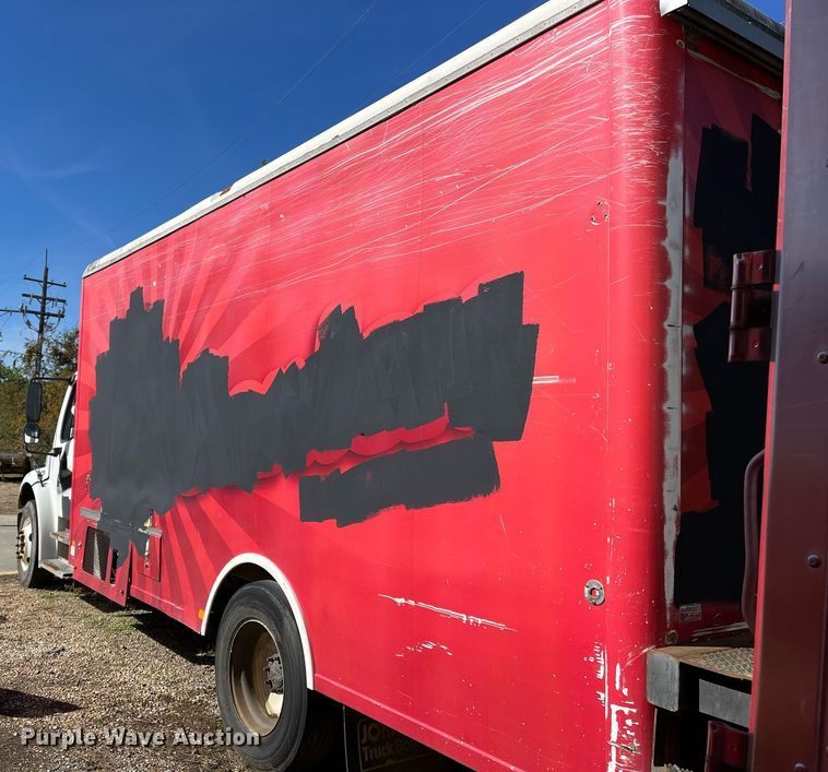 image for item DH8594 2007 Freightliner Business Class M2  refrigerated truck