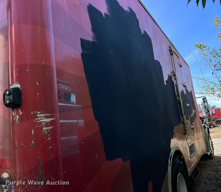 image for item DH8594 2007 Freightliner Business Class M2  refrigerated truck