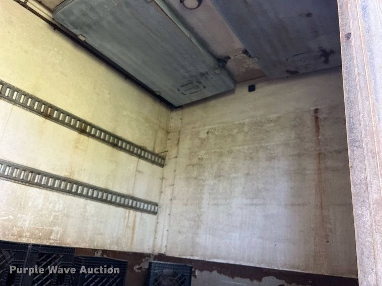 image for item DH8594 2007 Freightliner Business Class M2  refrigerated truck