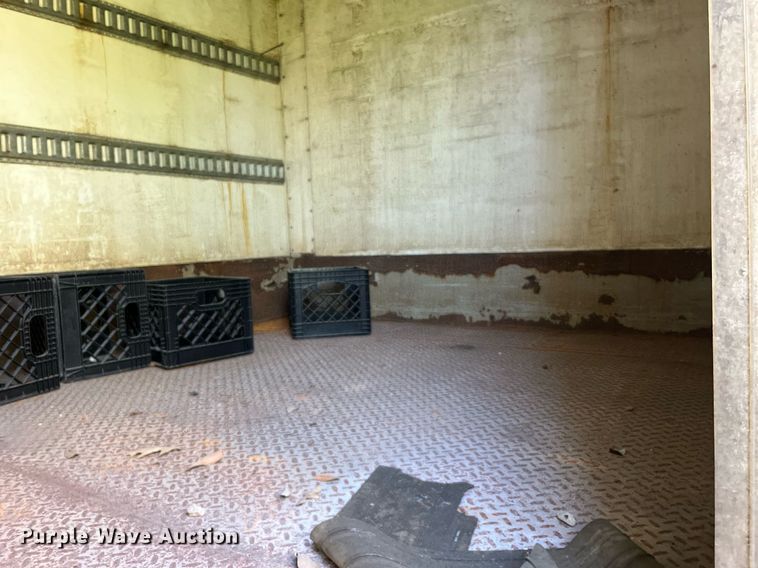 image for item DH8594 2007 Freightliner Business Class M2  refrigerated truck