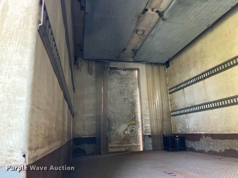 image for item DH8594 2007 Freightliner Business Class M2  refrigerated truck