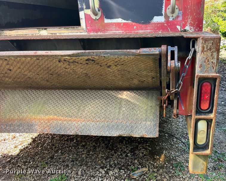 image for item DH8594 2007 Freightliner Business Class M2  refrigerated truck