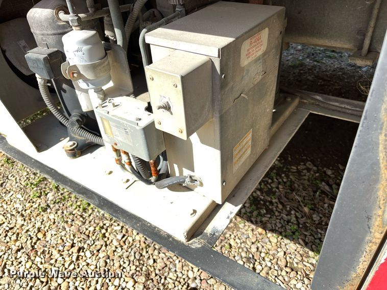 image for item DH8594 2007 Freightliner Business Class M2  refrigerated truck