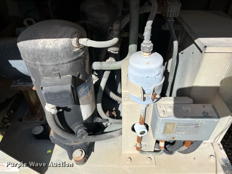 image for item DH8594 2007 Freightliner Business Class M2  refrigerated truck