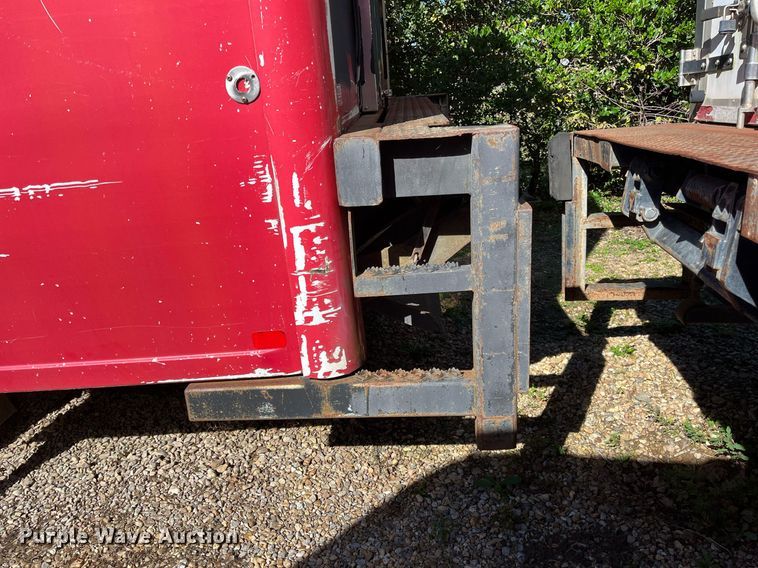 image for item DH8594 2007 Freightliner Business Class M2  refrigerated truck