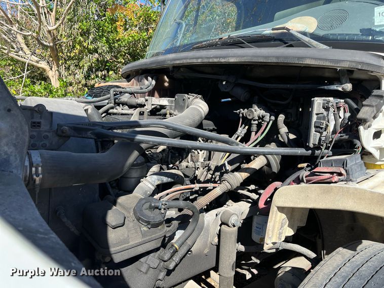 image for item DH8594 2007 Freightliner Business Class M2  refrigerated truck