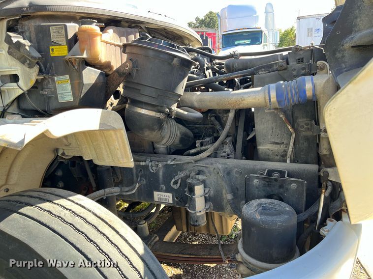 image for item DH8594 2007 Freightliner Business Class M2  refrigerated truck